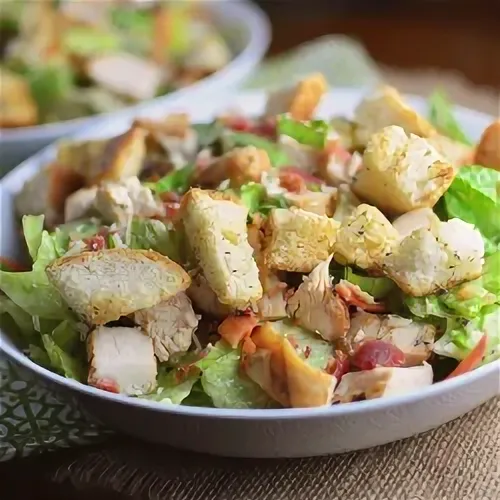 TAVUKLU SEZAR SALATA